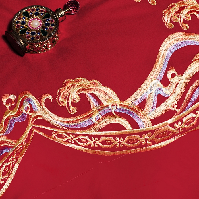 91家纺网 家纺一手货源 找家纺 梵克保罗 2025秋冬新款全棉绣花婚庆四件套六件套靠垫 棉盘龙绣凤