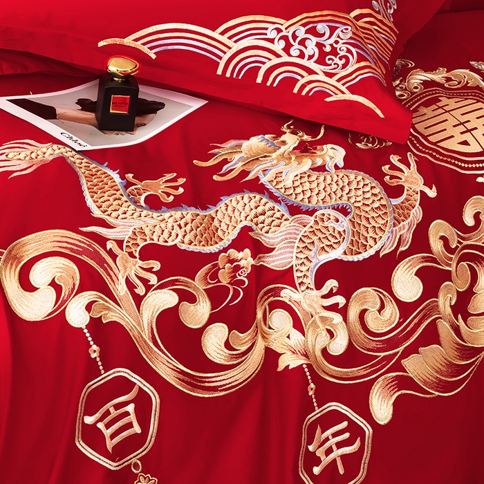 91家纺网 家纺一手货源 找家纺 梵克保罗 2025秋冬新款全棉绣花婚庆四件套六件套靠垫 棉龙凤百年好合