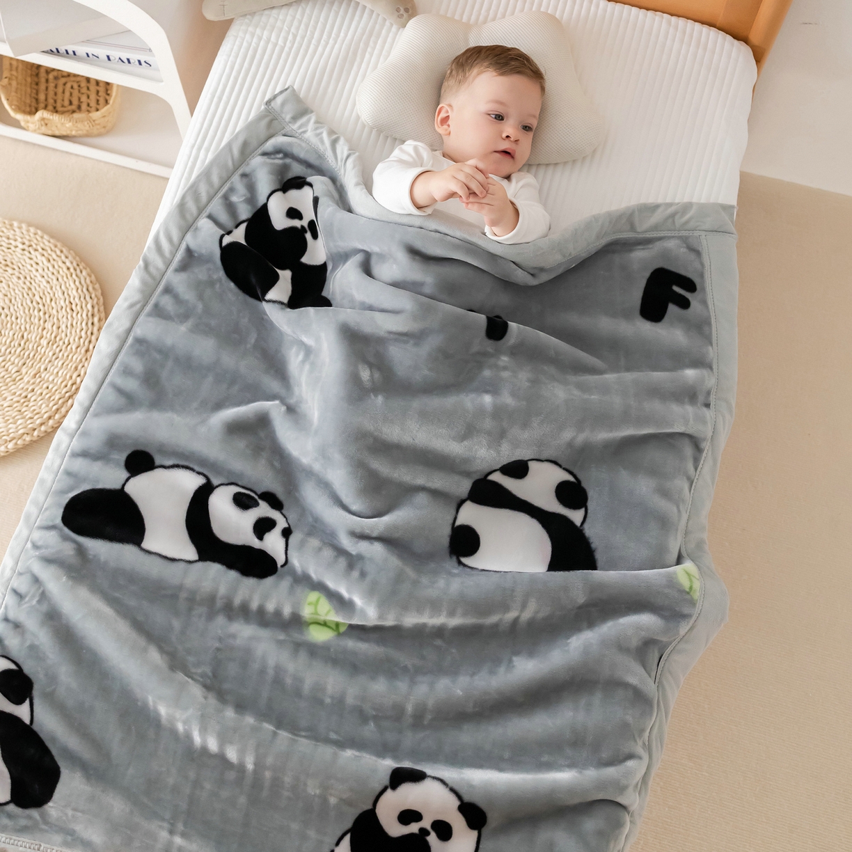 91家纺网 家纺一手货源 找家纺 单人学生云毯水貂绒毛毯羊羔绒珊瑚绒毯法莱绒毯拉舍尔毯云貂绒毯大兔毛盖毯 小熊猫