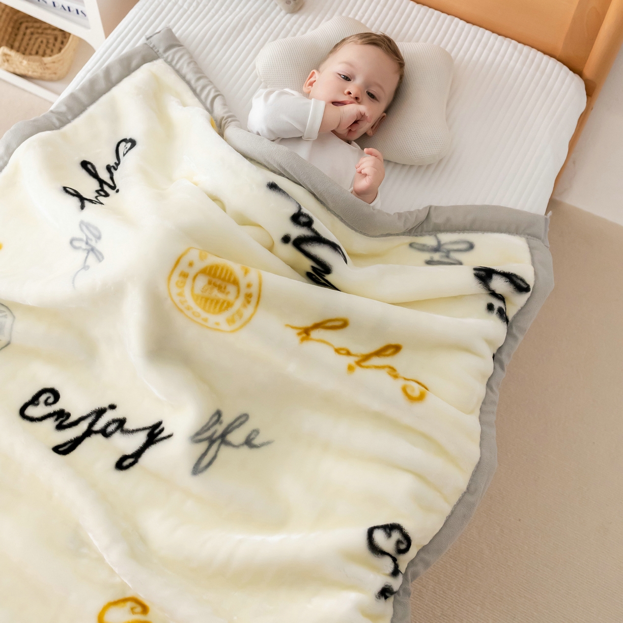 91家纺网 家纺一手货源 找家纺 单人学生云毯水貂绒毛毯羊羔绒珊瑚绒毯法莱绒毯拉舍尔毯云貂绒毯大兔毛盖毯 乐享生活