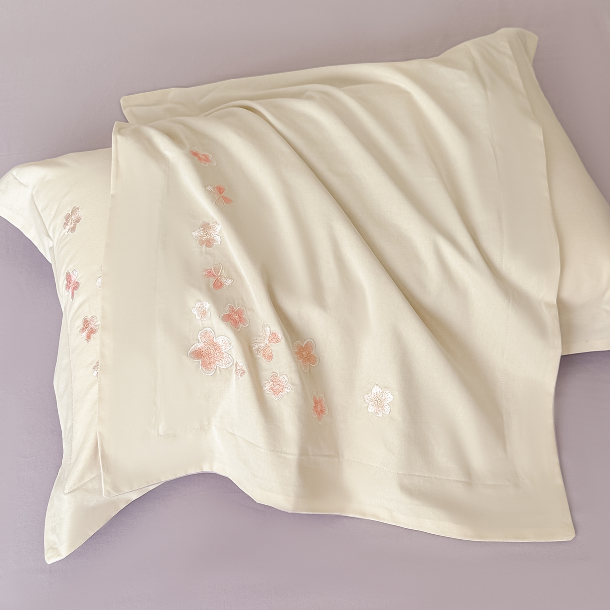 91家纺网 家纺一手货源 找家纺 桃园 秋冬新款纯棉全棉长绒棉磨毛不掉毛高端礼盒四件套-繁花似锦（包含买家秀） 繁花似锦-白紫