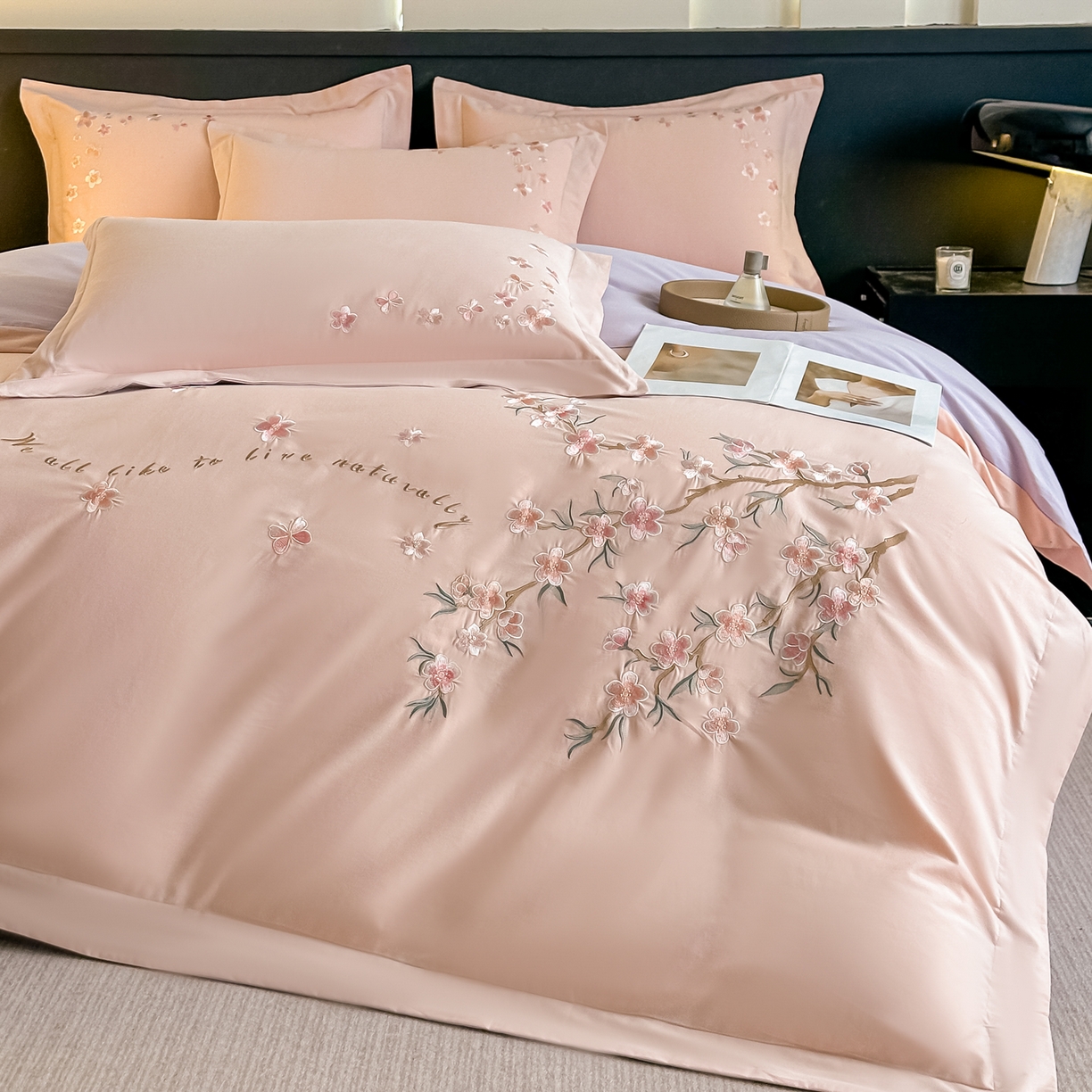 91家纺网 家纺一手货源 找家纺 桃园 秋冬新款纯棉全棉长绒棉磨毛不掉毛高端礼盒四件套-繁花似锦（包含买家秀） 繁花似锦-粉紫