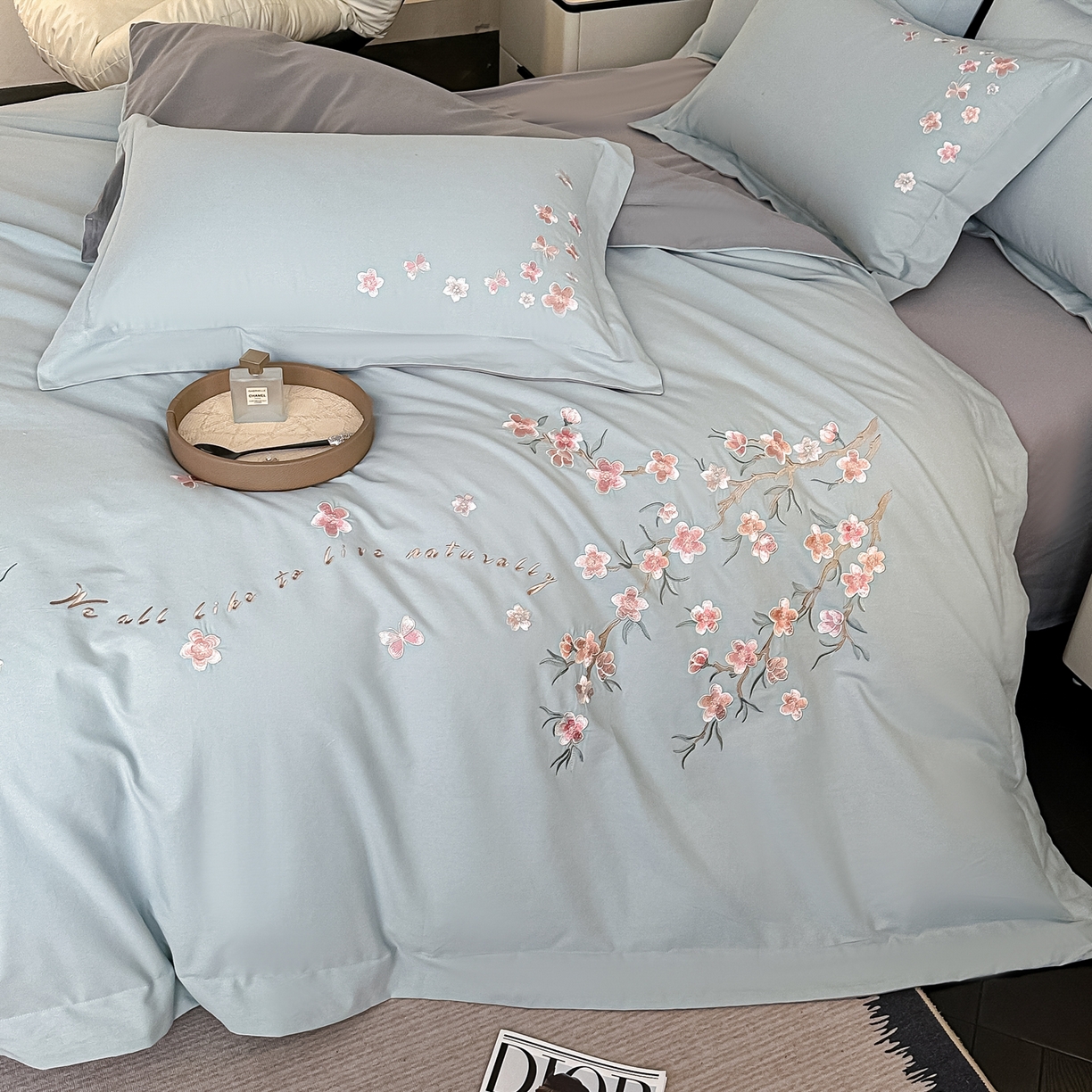 91家纺网 家纺一手货源 找家纺 桃园 秋冬新款纯棉全棉长绒棉磨毛不掉毛高端礼盒四件套-繁花似锦（包含买家秀） 繁花似锦-飘蓝