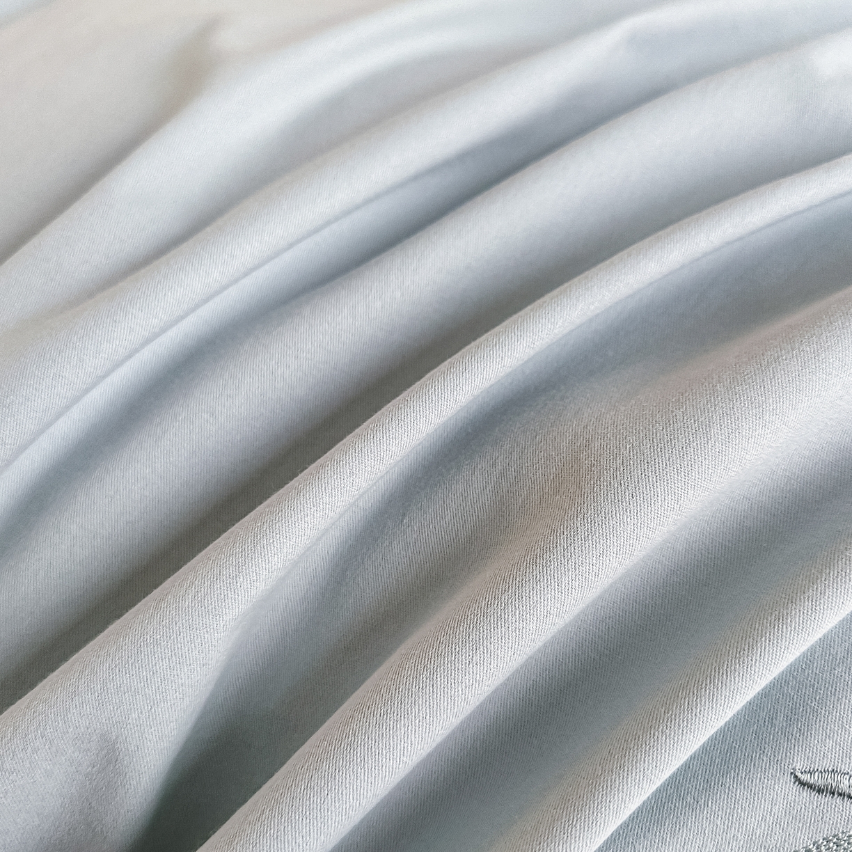 91家纺网 家纺一手货源 找家纺 桃园 秋冬新款纯棉全棉长绒棉磨毛不掉毛高端礼盒四件套-繁花似锦（包含买家秀） 繁花似锦-飘蓝