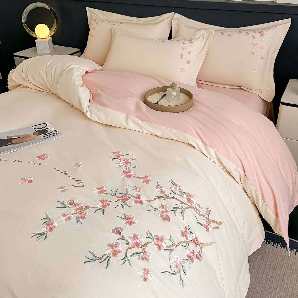 91家纺网 家纺一手货源 找家纺 桃园 秋冬新款纯棉全棉长绒棉磨毛不掉毛高端礼盒四件套-繁花似锦（包含买家秀） 繁花似锦-白粉