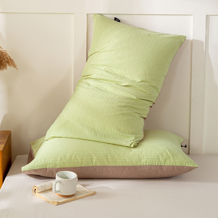 91家纺网 家纺一手货源 找家纺 恋人优选 2025新款全棉纯棉色织提花枕套 波纹纱-心漾绿