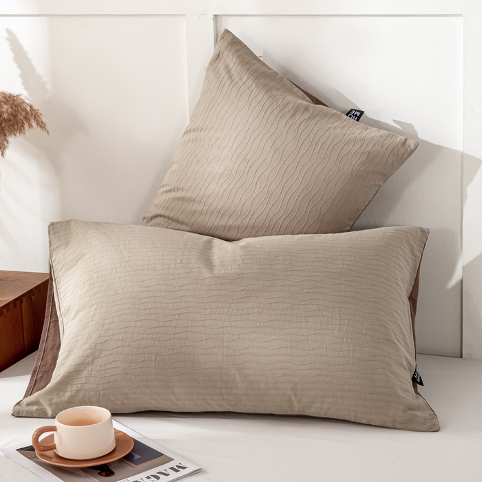 91家纺网 家纺一手货源 找家纺 恋人优选 2025新款全棉纯棉色织提花枕套 波纹纱-星柔棕