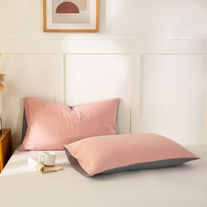 91家纺网 家纺一手货源 找家纺 恋人优选 2025新款全棉纯棉色织提花枕套 浮光粉