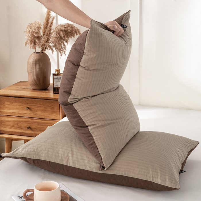 91家纺网 家纺一手货源 找家纺 恋人优选 2025新款全棉纯棉色织提花枕套 波纹纱-星柔棕