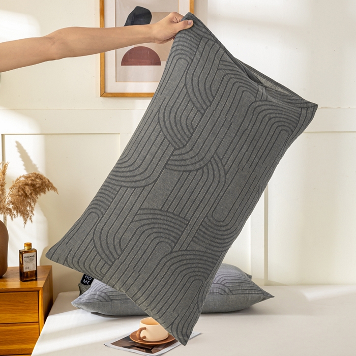 91家纺网 家纺一手货源 找家纺 恋人优选 2025新款全棉纯棉色织提花枕套 浮光灰