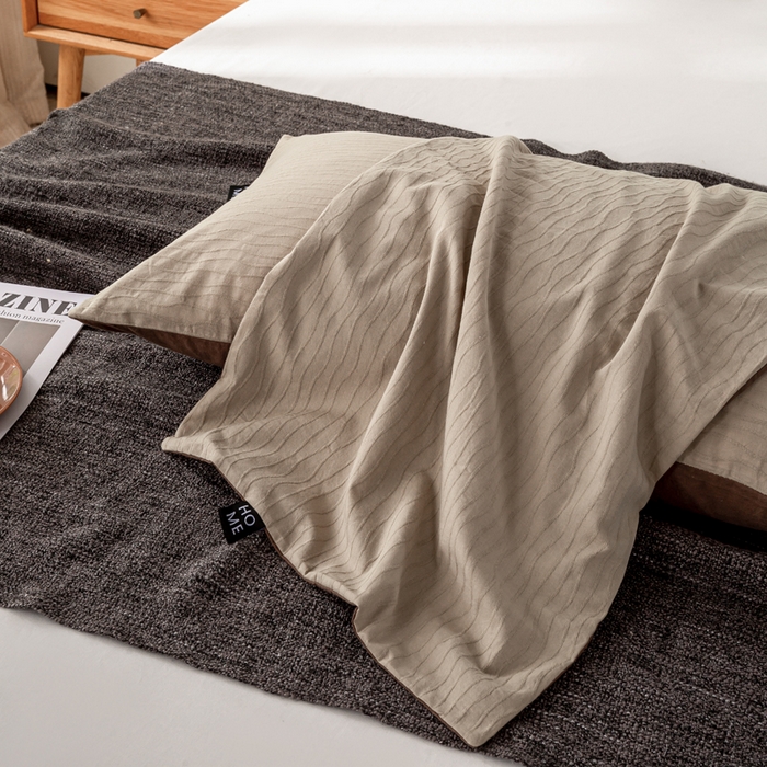 91家纺网 家纺一手货源 找家纺 恋人优选 2025新款全棉纯棉色织提花枕套 波纹纱-星柔棕