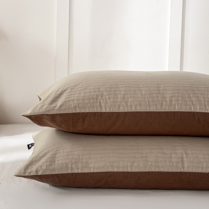 91家纺网 家纺一手货源 找家纺 恋人优选 2025新款全棉纯棉色织提花枕套 波纹纱-星柔棕