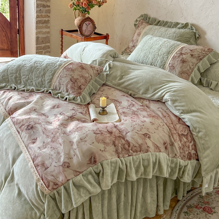 91家纺网 家纺一手货源 找家纺 瑞宝 2025新款全消光牛奶绒夹棉款床裙四件套-伊莲娜 伊莲娜-松石绿