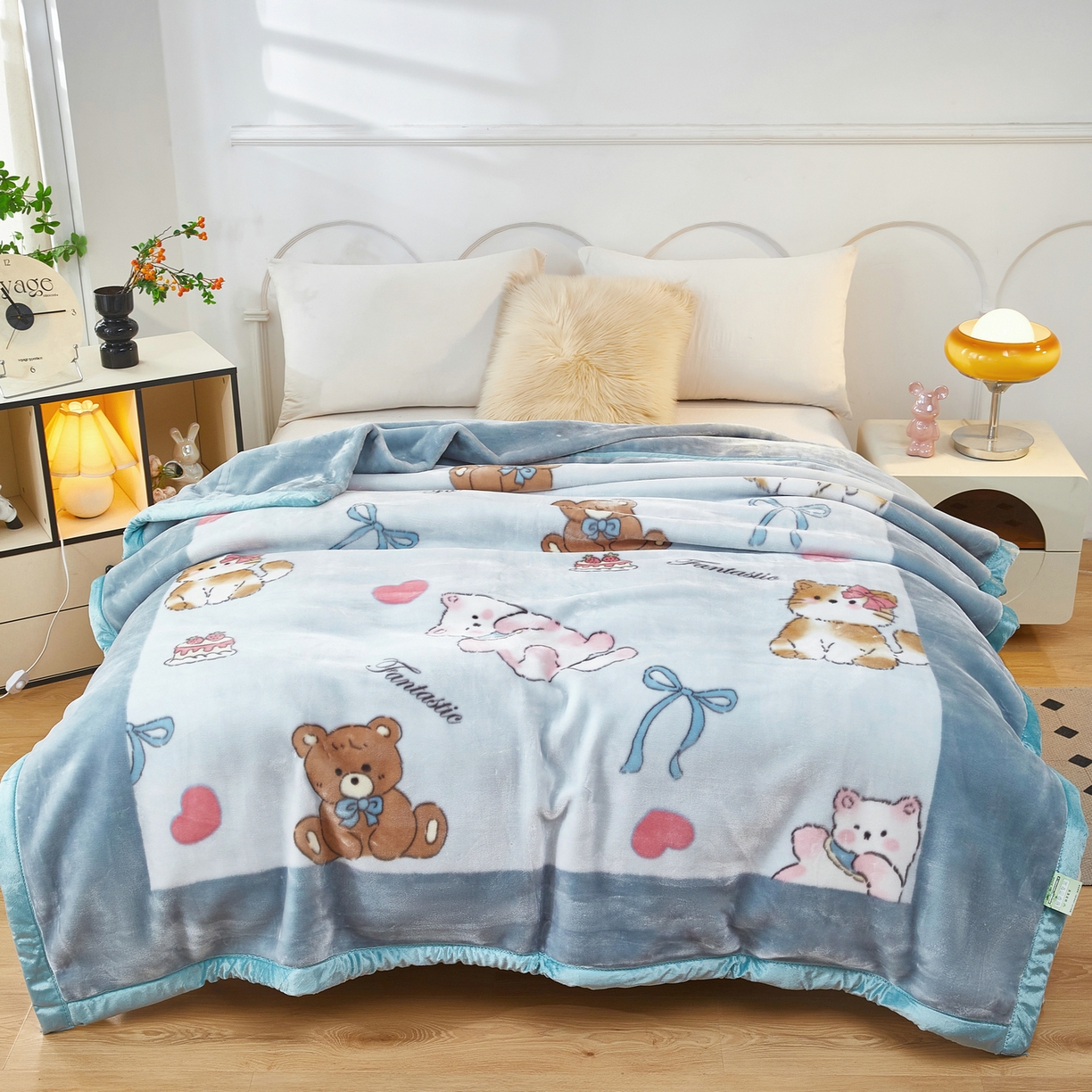 91家纺网 家纺一手货源 找家纺 丹兰 2025新款大版拉舍尔毛毯 C版 022躲猫猫-蓝