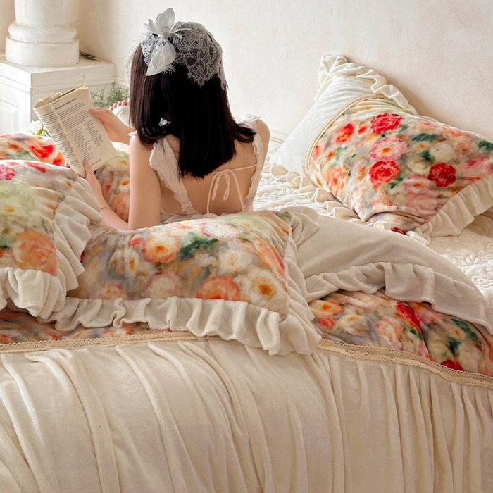 91家纺网 家纺一手货源 找家纺 （总）瑞宝 2025新款全消光牛奶绒床裙四件套-花期如梦