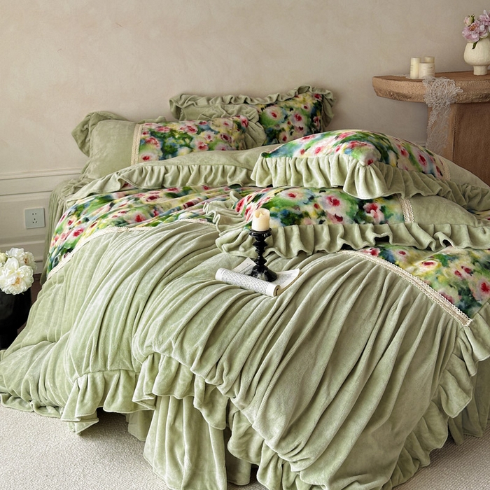 91家纺网 家纺一手货源 找家纺 瑞宝 2025新款全消光牛奶绒床裙四件套-花期如梦 花期如梦-青柠绿