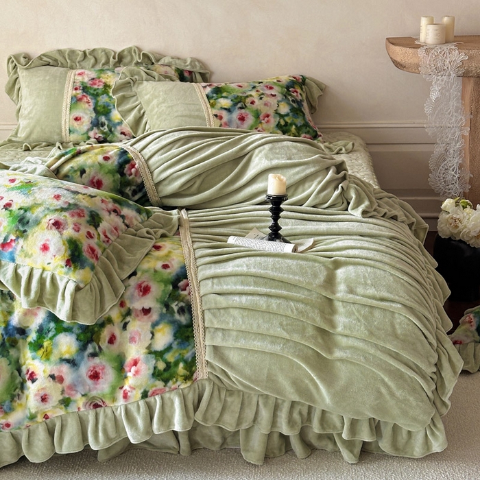 91家纺网 家纺一手货源 找家纺 瑞宝 2025新款全消光牛奶绒床裙四件套-花期如梦 花期如梦-青柠绿