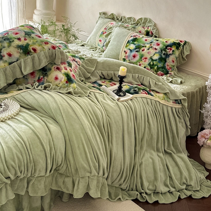 91家纺网 家纺一手货源 找家纺 瑞宝 2025新款全消光牛奶绒床裙四件套-花期如梦 花期如梦-青柠绿