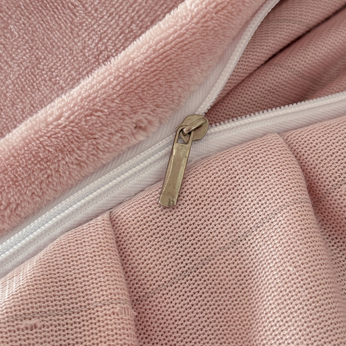 91家纺网 家纺一手货源 找家纺 瑞宝 2025新款全消光牛奶绒床裙四件套-花期如梦 花期如梦-蜜粉