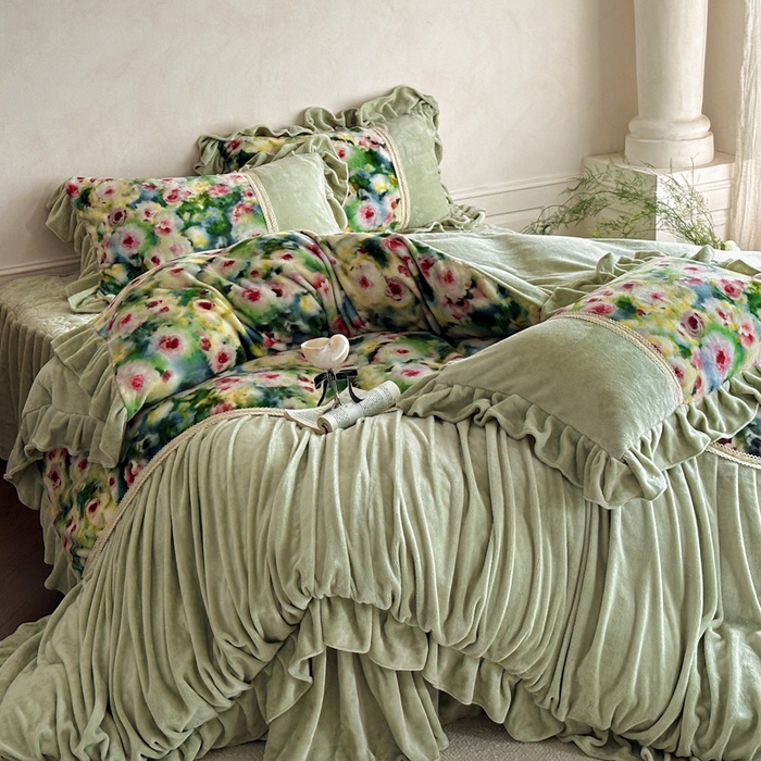 91家纺网 家纺一手货源 找家纺 瑞宝 2025新款全消光牛奶绒床裙四件套-花期如梦 花期如梦-青柠绿
