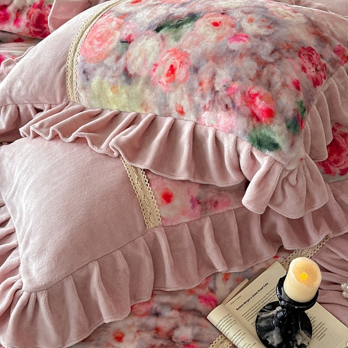 91家纺网 家纺一手货源 找家纺 瑞宝 2025新款全消光牛奶绒床裙四件套-花期如梦 花期如梦-蜜粉