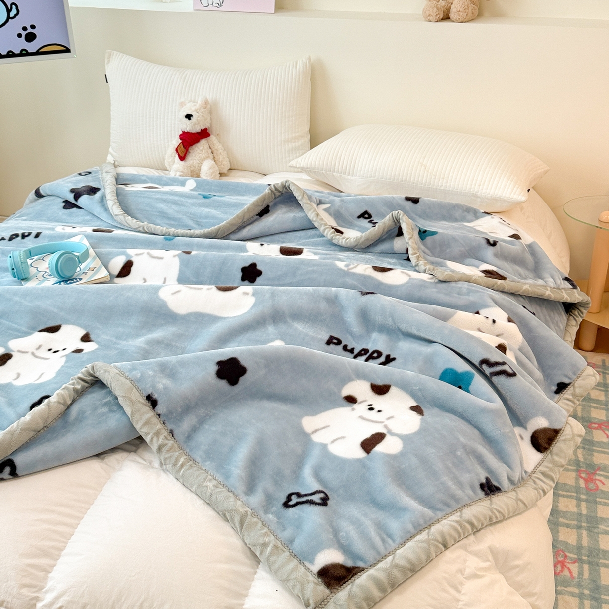 91家纺网 家纺一手货源 找家纺 丹兰 2025新款大版拉舍尔毛毯 新版 75#蓝色波比