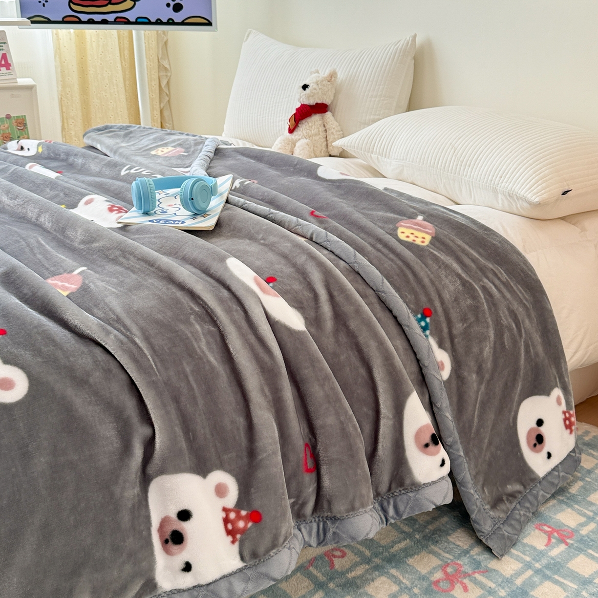 91家纺网 家纺一手货源 找家纺 丹兰 2025新款大版拉舍尔毛毯 新版 76#幸运熊