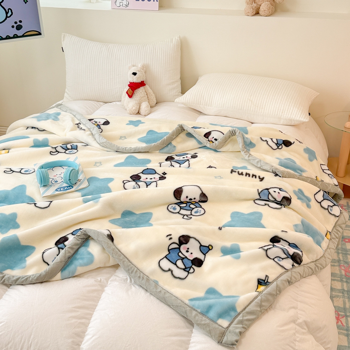 91家纺网 家纺一手货源 找家纺 丹兰 2025新款大版拉舍尔毛毯 新版 77#奶油小狗