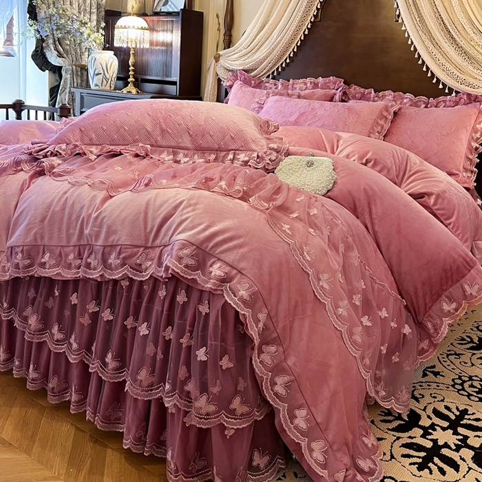 91家纺网 家纺一手货源 找家纺 瑞宝 2025新款宝宝绒夹棉床裙四件套-香奢丽影 香奢丽影-豆沙