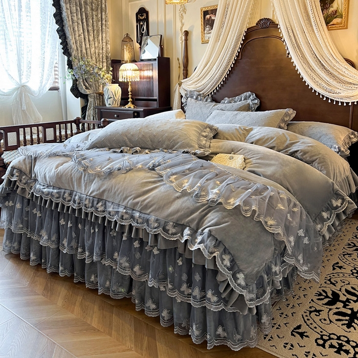 91家纺网 家纺一手货源 找家纺 瑞宝 2025新款宝宝绒夹棉床裙四件套-香奢丽影 香奢丽影-高级灰