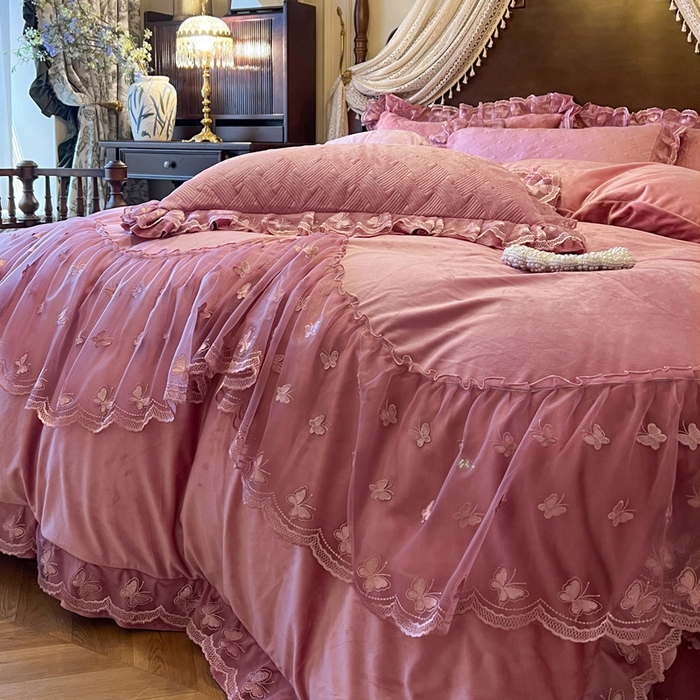 91家纺网 家纺一手货源 找家纺 瑞宝 2025新款宝宝绒夹棉床裙四件套-香奢丽影 香奢丽影-豆沙