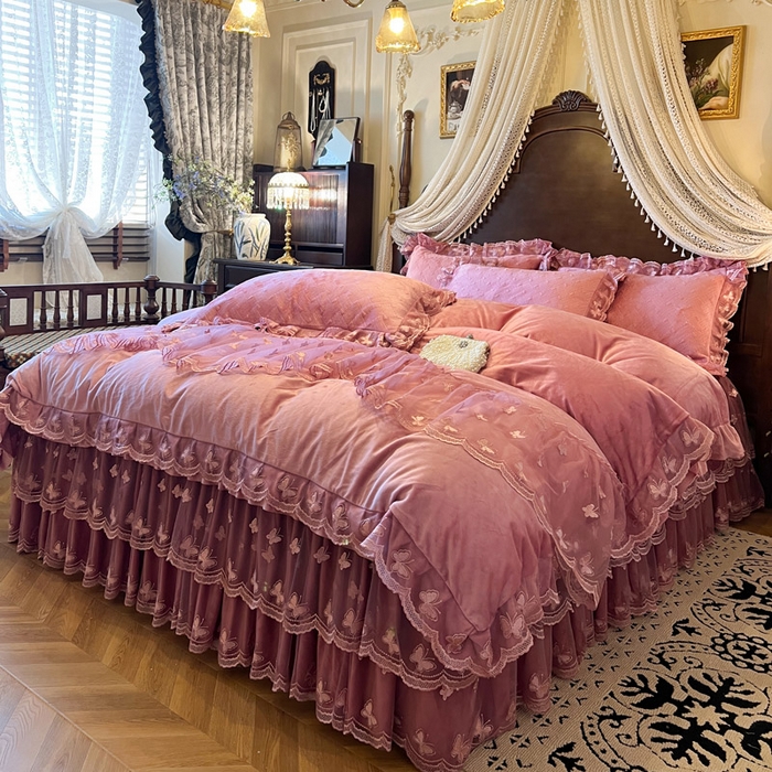 91家纺网 家纺一手货源 找家纺 瑞宝 2025新款宝宝绒夹棉床裙四件套-香奢丽影 香奢丽影-豆沙