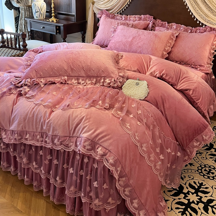 91家纺网 家纺一手货源 找家纺 瑞宝 2025新款宝宝绒夹棉床裙四件套-香奢丽影 香奢丽影-豆沙