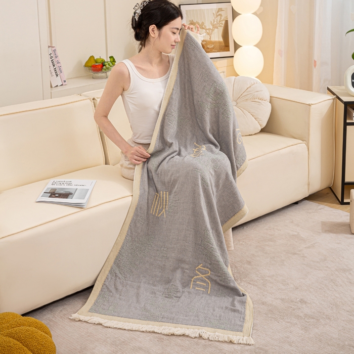 91家纺网 家纺一手货源 找家纺 恋人优选 2025新款A类流苏全棉纯棉提花四层水洗浴巾 春夏秋冬-灰 66x150cm