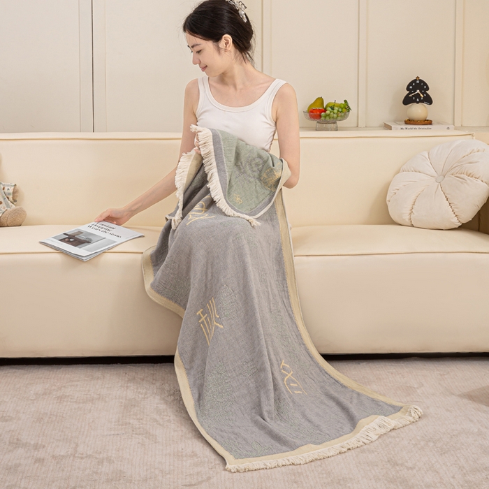 91家纺网 家纺一手货源 找家纺 恋人优选 2025新款A类流苏全棉纯棉提花四层水洗浴巾 春夏秋冬-灰 66x150cm