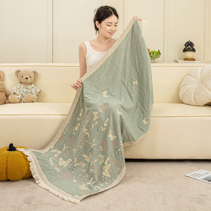 91家纺网 家纺一手货源 找家纺 恋人优选 2025新款A类流苏全棉纯棉提花四层水洗浴巾 花飞蝶舞-绿 66x150cm