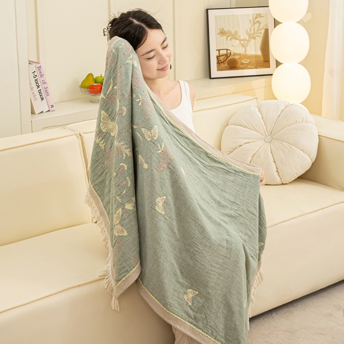 91家纺网 家纺一手货源 找家纺 恋人优选 2025新款A类流苏全棉纯棉提花四层水洗浴巾 花飞蝶舞-绿 66x150cm