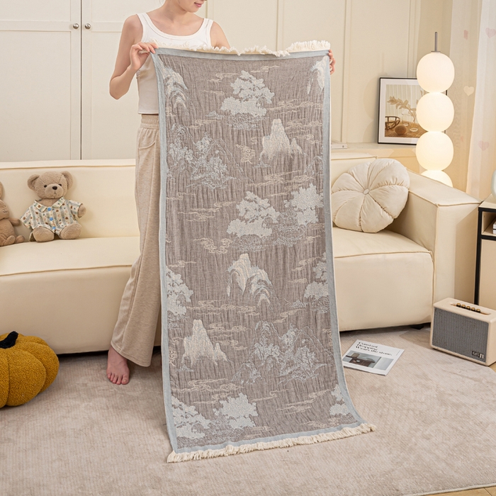 91家纺网 家纺一手货源 找家纺 恋人优选 2025新款A类流苏全棉纯棉提花四层水洗浴巾 锦绣河山-咖蓝 66x150cm