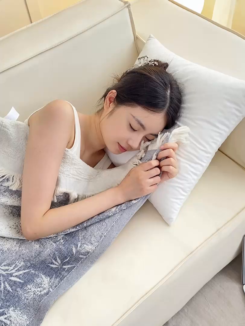 91家纺网 家纺一手货源 找家纺 恋人优选 2025新款A类流苏全棉纯棉提花四层水洗浴巾 苍松翠竹-蓝 66x150cm