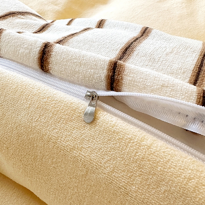 91家纺网 家纺一手货源 找家纺 富宁家纺 2025新款亲肤舒适牛奶绒8斤四件套-夜曲 夜曲-靓丽黄