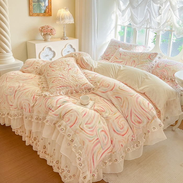 91家纺网 家纺一手货源 找家纺 网红馆（ck家纺） 2025新款亲肤舒适印花牛奶绒蕾丝边床裙系列四件套 星晴