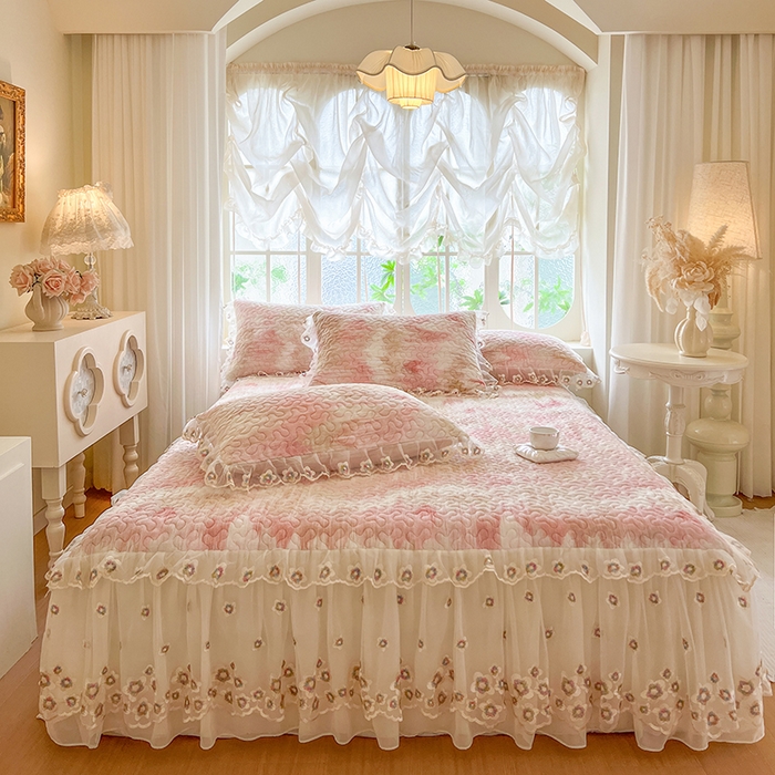 91家纺网 家纺一手货源 找家纺 （总）网红馆（ck家纺） 2025新款亲肤舒适印花牛奶绒蕾丝边床裙系列单床裙