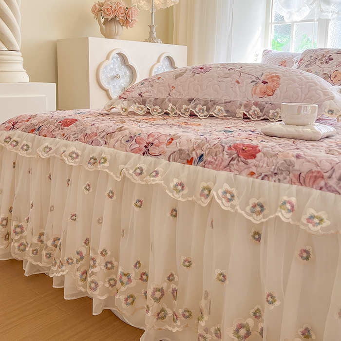 91家纺网 家纺一手货源 找家纺 网红馆（ck家纺） 2025新款亲肤舒适印花牛奶绒蕾丝边床裙系列单床裙 玫瑰庄园