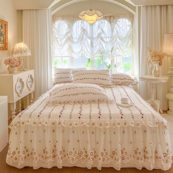 91家纺网 家纺一手货源 找家纺 网红馆（ck家纺） 2025新款亲肤舒适印花牛奶绒蕾丝边床裙系列单床裙 花枝