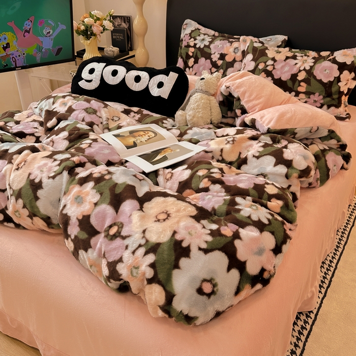 91家纺网 家纺一手货源 找家纺 一比一家纺 2025新款兔毛绒印花四件套-二 晚秋