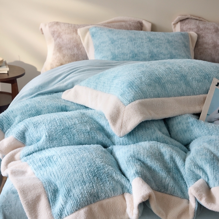 91家纺网 家纺一手货源 找家纺 榻尚家居 2025新款秋冬加厚绵阳绒牛奶绒四件套 绵阳绒蓝色