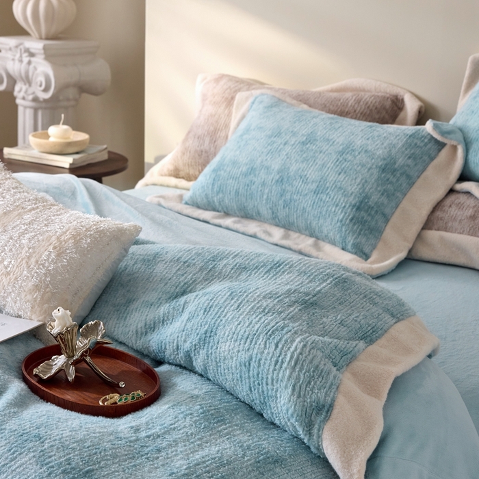 91家纺网 家纺一手货源 找家纺 榻尚家居 2025新款秋冬加厚绵阳绒牛奶绒四件套 绵阳绒蓝色