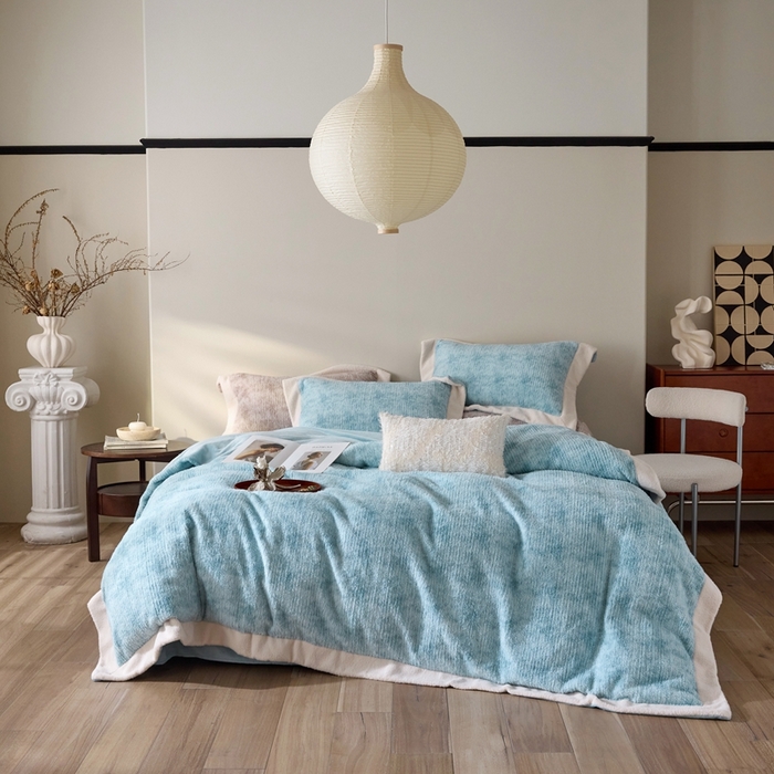 91家纺网 家纺一手货源 找家纺 榻尚家居 2025新款秋冬加厚绵阳绒牛奶绒四件套 绵阳绒蓝色