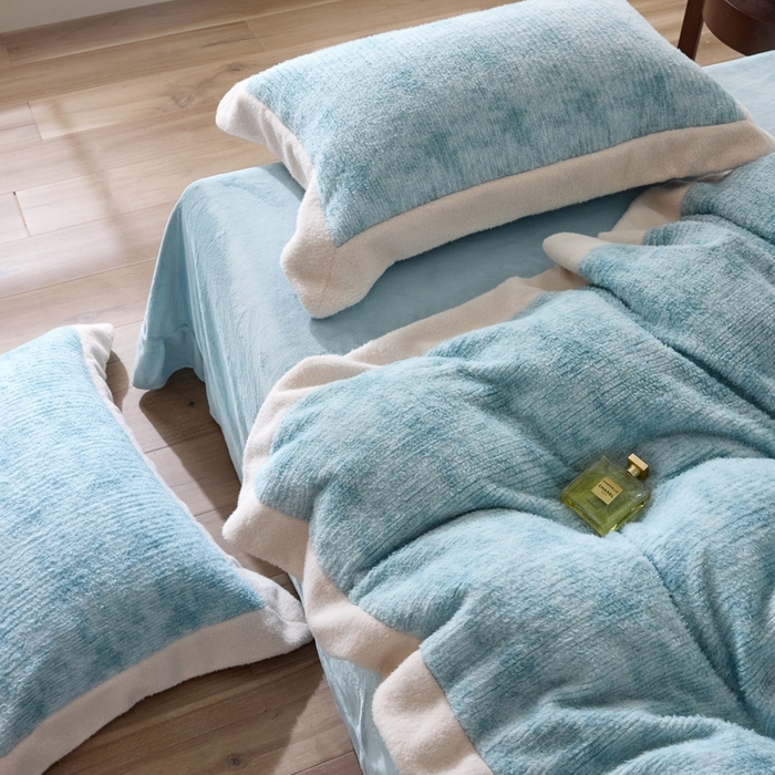 91家纺网 家纺一手货源 找家纺 榻尚家居 2025新款秋冬加厚绵阳绒牛奶绒四件套 绵阳绒蓝色
