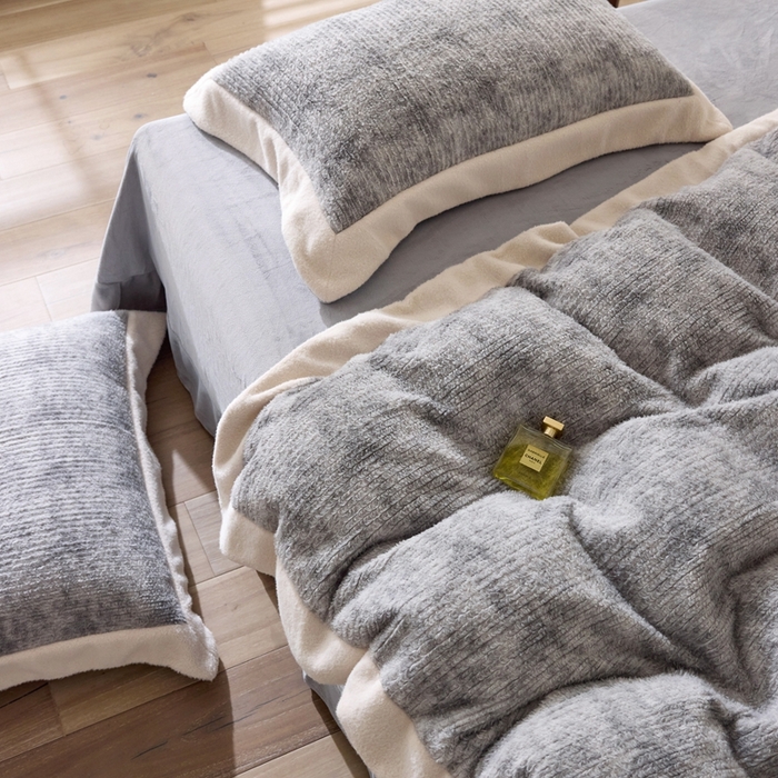 91家纺网 家纺一手货源 找家纺 榻尚家居 2025新款秋冬加厚绵阳绒牛奶绒四件套 绵阳绒灰色
